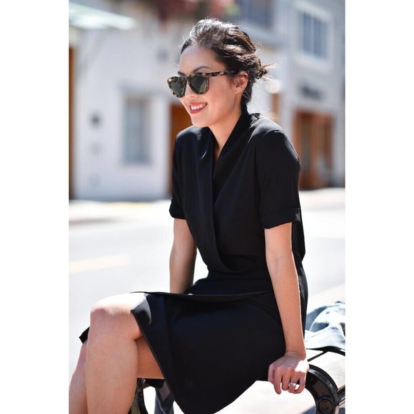 M.M. LaFleur The Tory Dress Black Surplice V Neck Short Sleeve Sheath 6 S - Picture 3 of 8